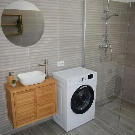 Isac Flat - In The Heart Of Cluj Apartman *